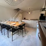Quiet House For 12 People Near Cité *