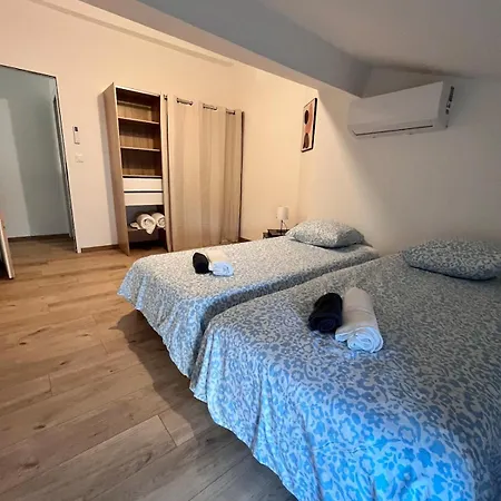 Ferienhaus Quiet House For 12 People Near Cite *