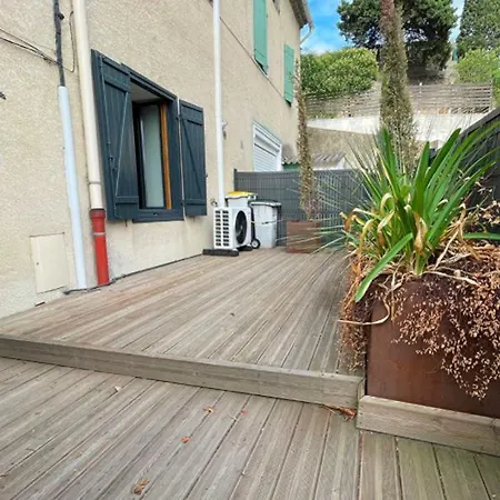 Quiet House For 12 People Near Cite