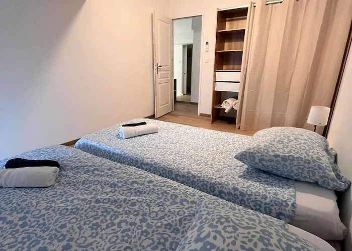 Quiet House For 12 People Near Cite Будинок відпочинку Каркассонн