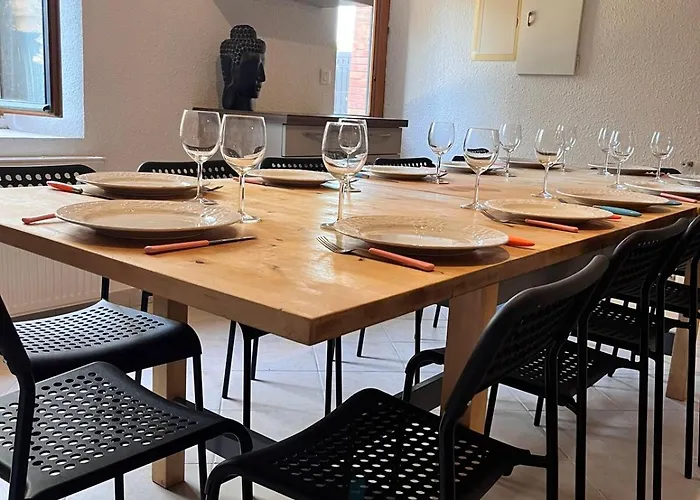 Quiet House For 12 People Near Cite Holiday home *